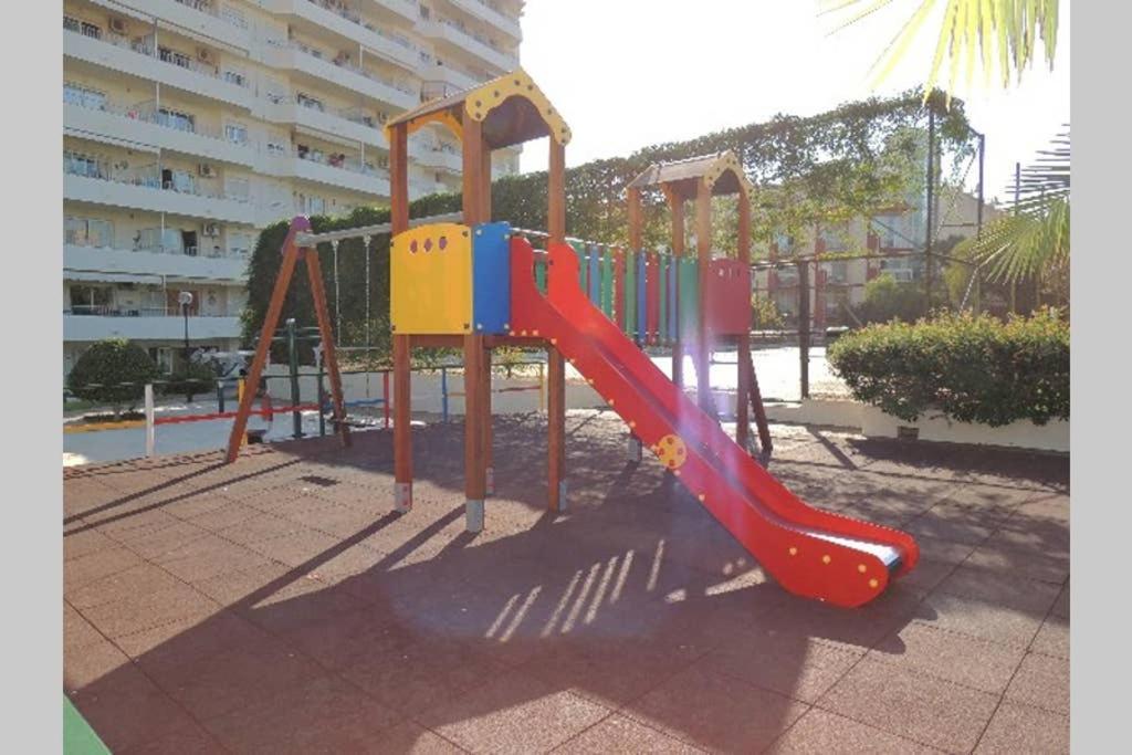トレモリノスCarihuela Palace Studio 419 Beach - Playaアパートメント エクステリア 写真